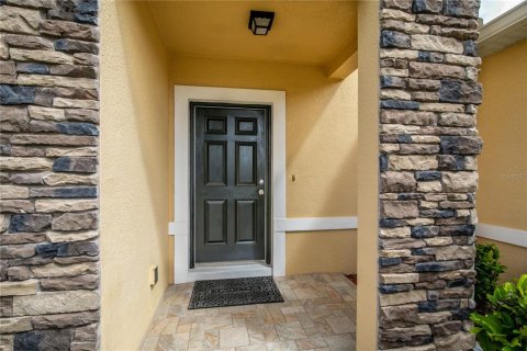 House in Apopka, Florida 3 bedrooms, 183.3 sq.m. № 1509717 - photo 4
