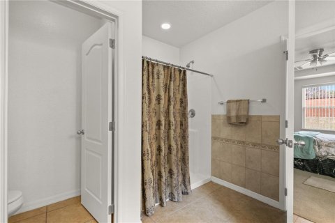 House in Apopka, Florida 3 bedrooms, 183.3 sq.m. № 1509717 - photo 26