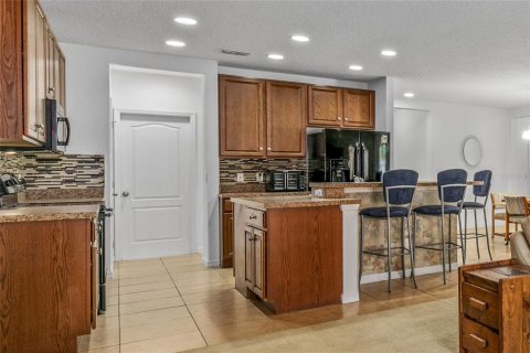 House in Apopka, Florida 3 bedrooms, 183.3 sq.m. № 1509717 - photo 17