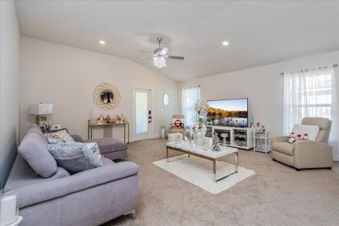 Villa ou maison à louer à Kissimmee, Floride: 3 chambres, 165.64 m2 № 1616067 - photo 14