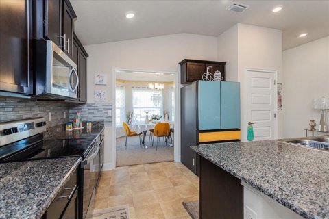 Villa ou maison à louer à Kissimmee, Floride: 3 chambres, 165.64 m2 № 1616067 - photo 10