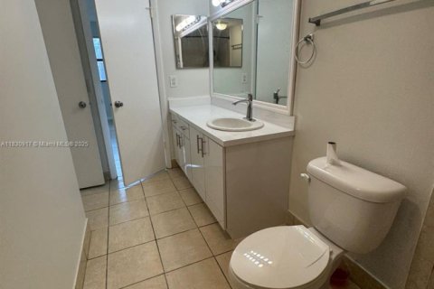 Copropriété à louer à Hialeah, Floride: 1 chambre, 63.08 m2 № 1806473 - photo 13