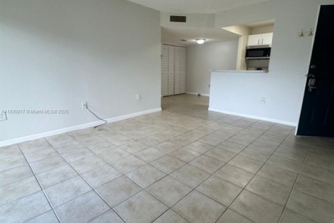 Copropriété à louer à Hialeah, Floride: 1 chambre, 63.08 m2 № 1806473 - photo 15