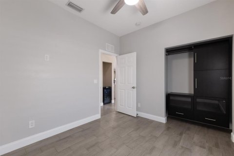 House in Palmetto, Florida 3 bedrooms, 146.41 sq.m. № 2116221 - photo 11