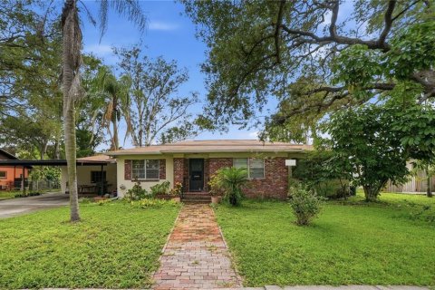 Villa ou maison à Tampa, Floride 3 chambres, 188.22 m2 № 2344879