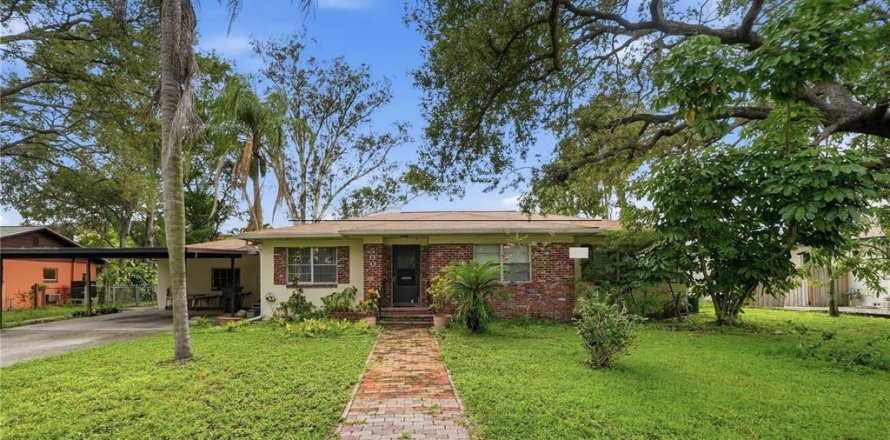 Villa ou maison à Tampa, Floride 3 chambres, 188.22 m2 № 2344879