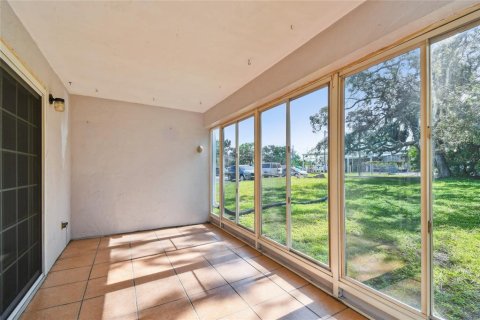 Купить кондоминиум в Холидэй, Флорида 5 комнат, 80.82м2, № 1824369 - фото 14