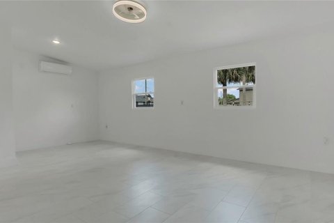 Propiedad comercial en alquiler en Oviedo, Florida, 365.66 m2 № 1675712 - foto 12
