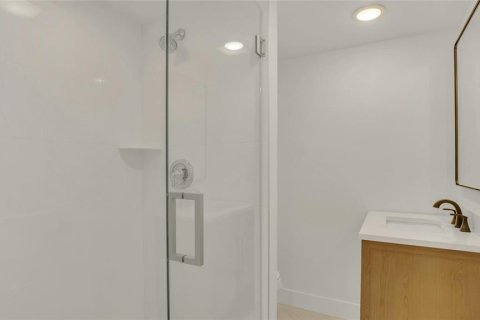 Propiedad comercial en alquiler en Oviedo, Florida, 365.66 m2 № 1675712 - foto 16