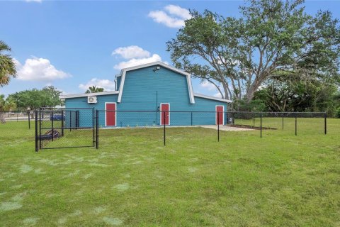 Propiedad comercial en alquiler en Oviedo, Florida, 365.66 m2 № 1675712 - foto 24