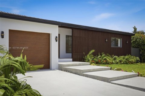 Villa ou maison à Miami, Floride 4 chambres, 288.37 m2 № 2084812