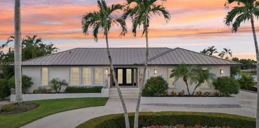 Villa ou maison à Marco Island, Floride 3 chambres, 180.23 m2 № 2248715