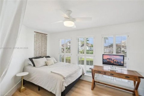 Villa ou maison à louer à Marco Island, Floride: 3 chambres, 180.23 m2 № 2248715 - photo 12