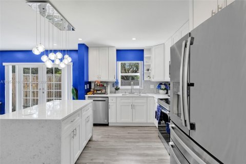 Снять в аренду виллу или дом в Маргит, Флорида 3 спальни, 156.54м2, № 2020809 - фото 25