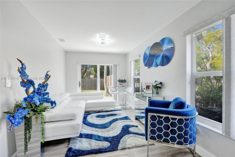 Снять в аренду виллу или дом в Маргит, Флорида 3 спальни, 156.54м2, № 2020809 - фото 10