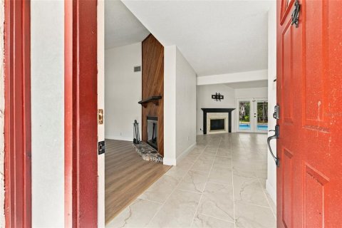 Villa ou maison à vendre à Odessa, Floride: 4 chambres, 213.3 m2 № 2416696 - photo 5