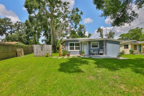 Casa en venta en Saint Petersburg, Florida, 2 dormitorios, 95.6 m2 № 1803417 - foto 1