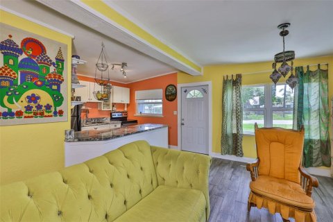 Casa en venta en Saint Petersburg, Florida, 2 dormitorios, 95.6 m2 № 1803417 - foto 12