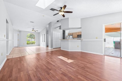 Casa en venta en Clearwater, Florida, 4 dormitorios, 150.87 m2 № 2214927 - foto 10