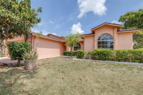 Casa en venta en Clearwater, Florida, 4 dormitorios, 150.87 m2 № 2214927 - foto 6