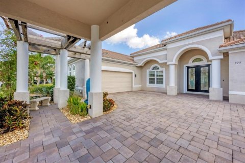 House in Bradenton, Florida 4 bedrooms, 286.6 sq.m. № 1448217 - photo 3