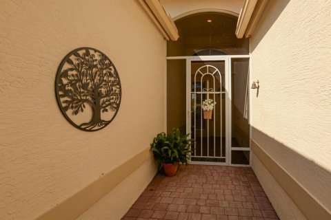 Villa ou maison à louer à Port St. Lucie, Floride: 3 chambres, 159.7 m2 № 2261768 - photo 5