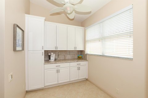 Villa ou maison à louer à Port St. Lucie, Floride: 3 chambres, 159.7 m2 № 2261768 - photo 19