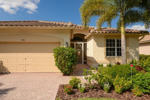 Villa ou maison à louer à Port St. Lucie, Floride: 3 chambres, 159.7 m2 № 2261768 - photo 4