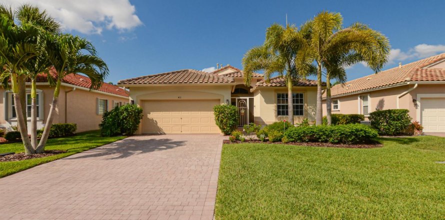 Villa ou maison à Port St. Lucie, Floride 3 chambres, 159.7 m2 № 2261768