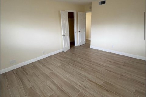 Снять в аренду кондоминиум в Лейк-Парк, Флорида 3 комнаты, 110.55м2, № 2253501 - фото 8