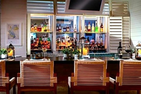 Condo in Sunny Isles Beach, Florida, 2 bedrooms  № 1963231 - photo 18