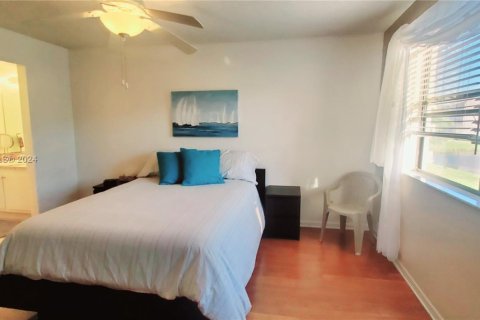 Copropriété à vendre à Sunrise, Floride: 2 chambres, 73.39 m2 № 1946476 - photo 18