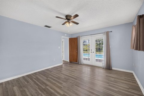 House in Port St. Lucie, Florida 2 bedrooms, 132.11 sq.m. № 2190261 - photo 24