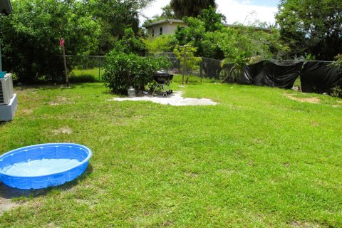 House in Pompano Beach, Florida 2 bedrooms, 72.46 sq.m. № 2083855 - photo 21