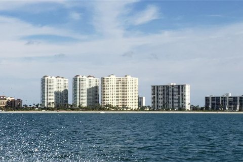 Copropriété à louer à Clearwater, Floride: 1 chambre, 80.73 m2 № 1086342 - photo 3