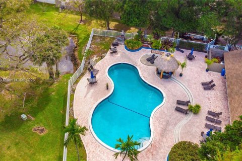 Casa en venta en Oakland Park, Florida, 2 dormitorios, 91.32 m2 № 2022617 - foto 22