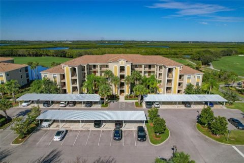 Copropriété à louer à Bradenton, Floride: 2 chambres, 107.4 m2 № 227007 - photo 1
