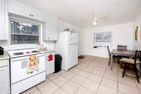 Propiedad comercial en venta en Saint Petersburg, Florida, 409.98 m2 № 218825 - foto 22