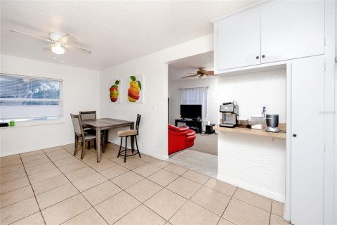 Propiedad comercial en venta en Saint Petersburg, Florida, 409.98 m2 № 218825 - foto 21
