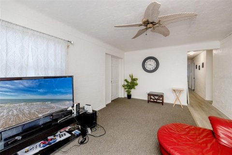 Propiedad comercial en venta en Saint Petersburg, Florida, 409.98 m2 № 218825 - foto 29