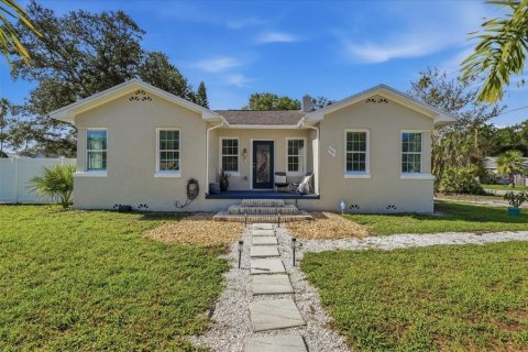 Casa en Clearwater, Florida 3 dormitorios, 140 m2 № 2349904