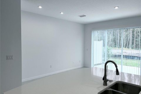 Touwnhouse à louer à Wesley Chapel, Floride: 3 chambres, 127.55 m2 № 2355955 - photo 3