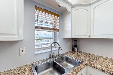 Condominio en venta en South Pasadena, Florida, 2 dormitorios, 97.08 m2 № 1883671 - foto 11