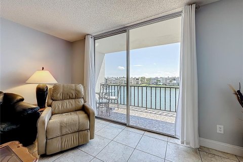 Condominio en venta en South Pasadena, Florida, 2 dormitorios, 97.08 m2 № 1883671 - foto 20