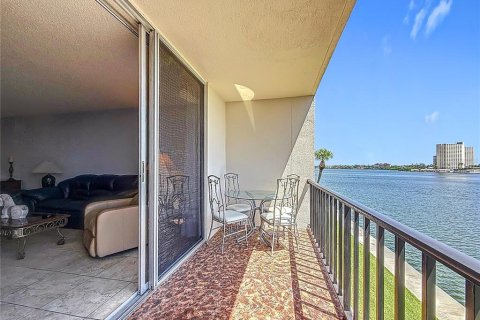 Condominio en venta en South Pasadena, Florida, 2 dormitorios, 97.08 m2 № 1883671 - foto 21