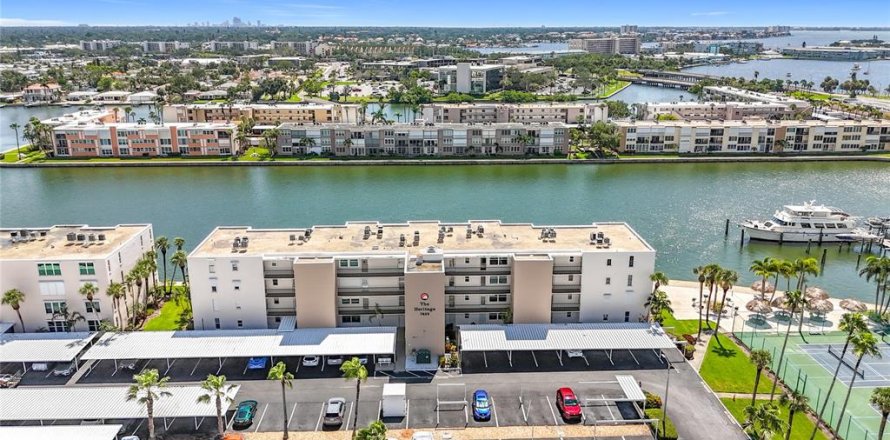 Condominio en South Pasadena, Florida, 2 dormitorios № 1883671