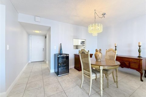 Condominio en venta en South Pasadena, Florida, 2 dormitorios, 97.08 m2 № 1883671 - foto 16