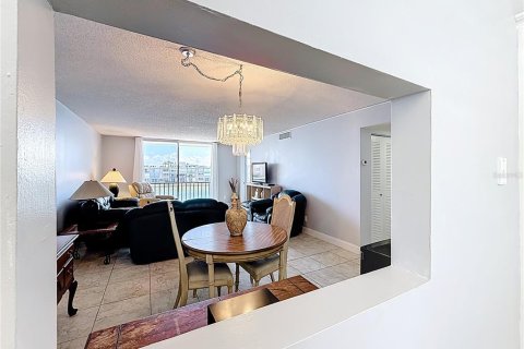 Condominio en venta en South Pasadena, Florida, 2 dormitorios, 97.08 m2 № 1883671 - foto 13
