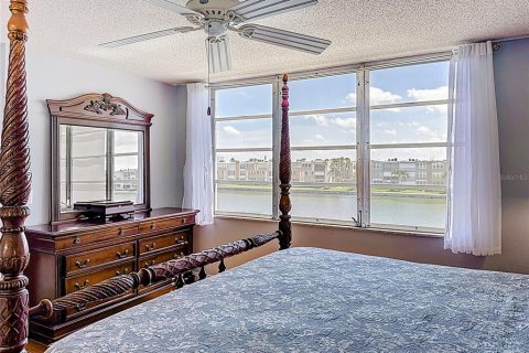 Condominio en venta en South Pasadena, Florida, 2 dormitorios, 97.08 m2 № 1883671 - foto 30