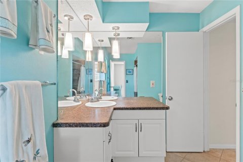Villa ou maison à vendre à Venice, Floride: 2 chambres, 164.99 m2 № 2416479 - photo 14